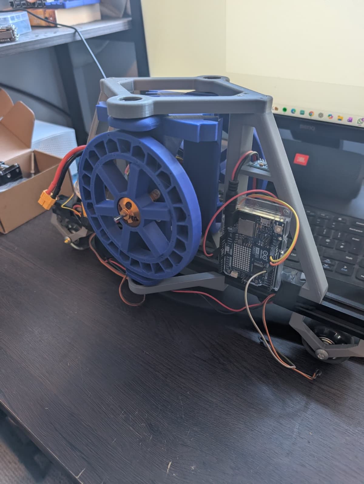 Control Moment Gyro balancing robot